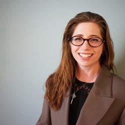 Tina Alvær
